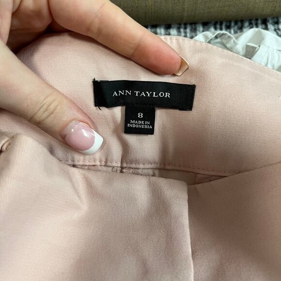 Ann Taylor Pink Crop Trouser Pants Size 8 - Picture 2 of 5